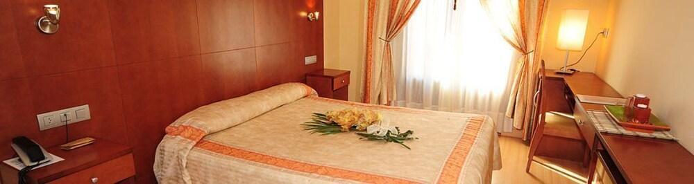 Hotel Jaques Jaca Dış mekan fotoğraf