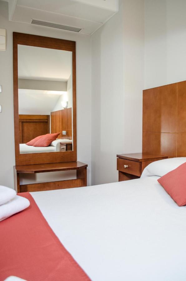 Hotel Jaques Jaca Dış mekan fotoğraf